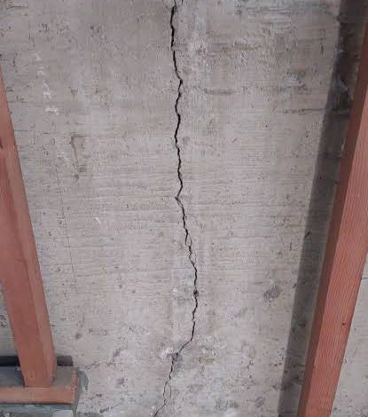 How to Tell if a Foundation Crack Needs Sealing or Structural Repair