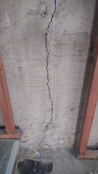 How to Tell if a Foundation Crack Needs Sealing or Structural Repair